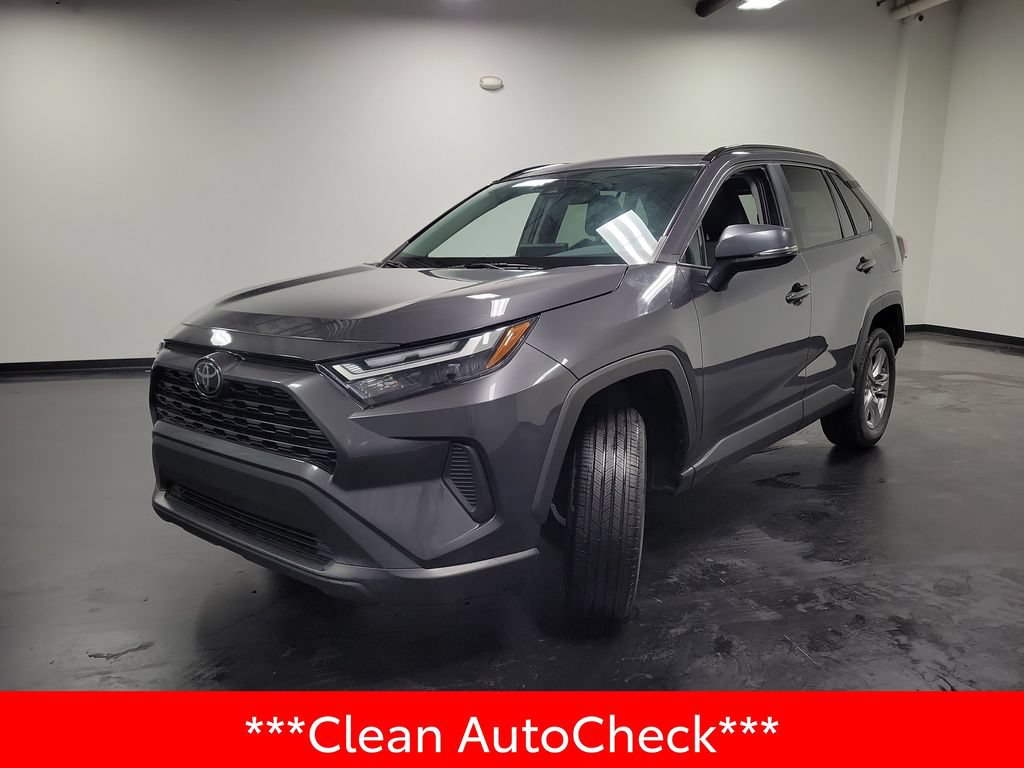 Used 2023 Toyota RAV4 XLE w/ Convenience Package AWD/4WD image 4