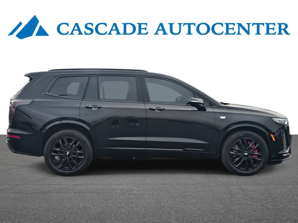 Certified 2024 Cadillac XT6 Sport w/ LPO, ONYX Package AWD/4WD image 11
