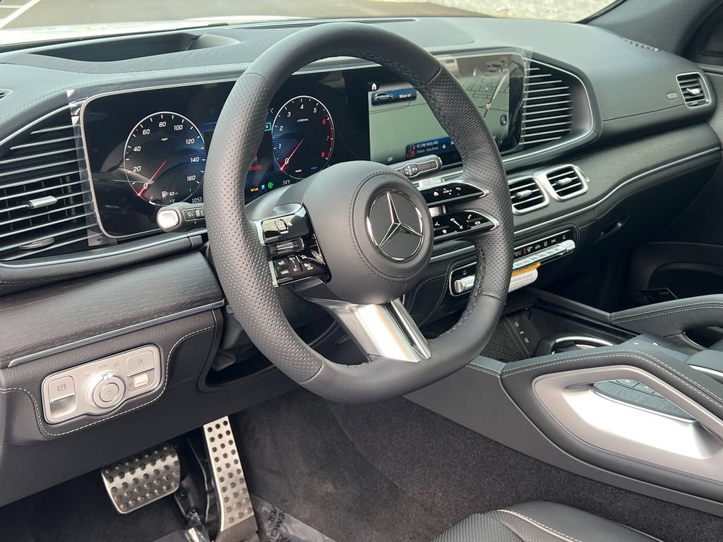 New 2026 Mercedes-Benz GLS 450 4MATIC image 16