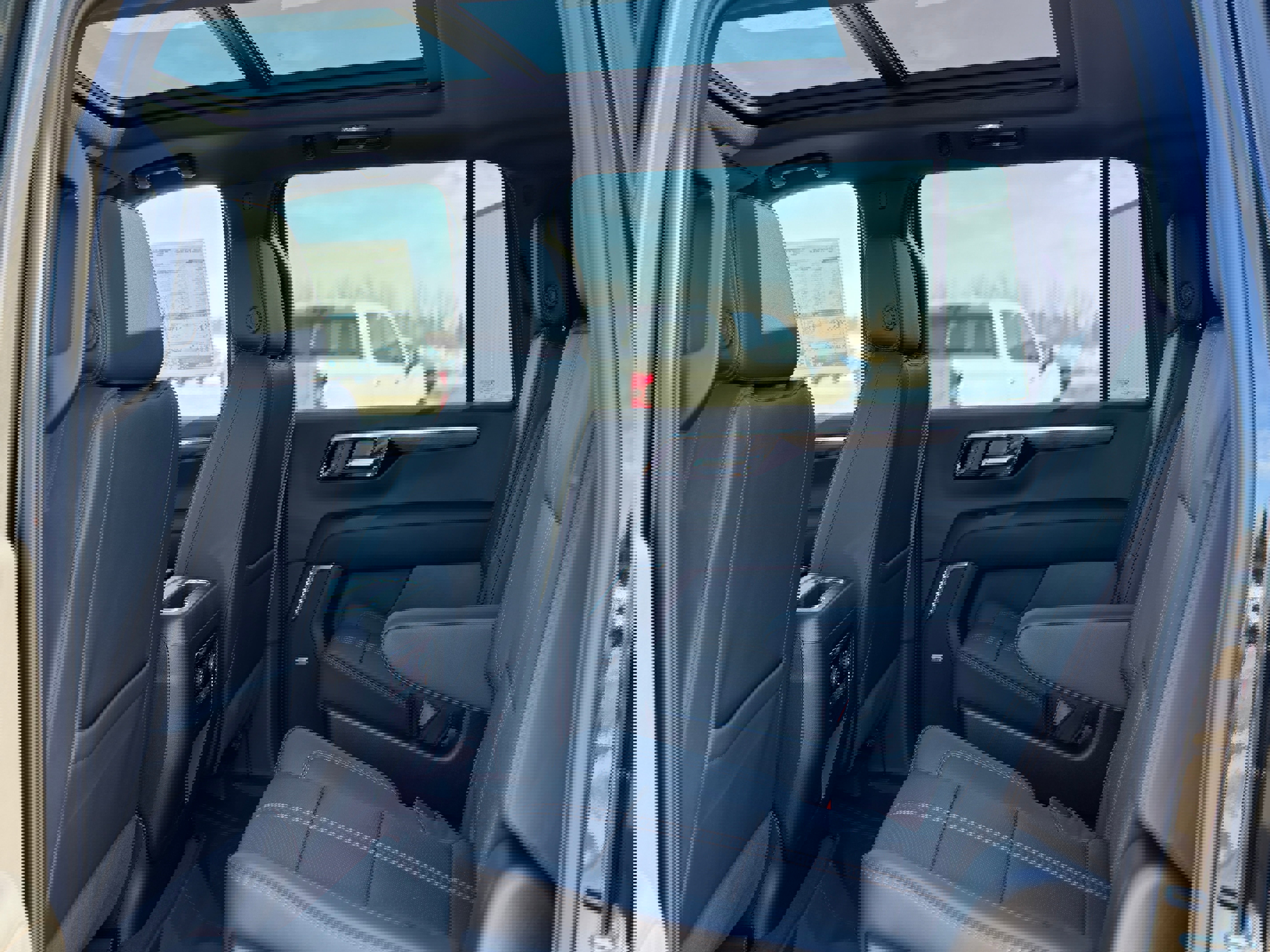 New 2026 Chevrolet Suburban High Country w/ LPO, Illumination Package image 8