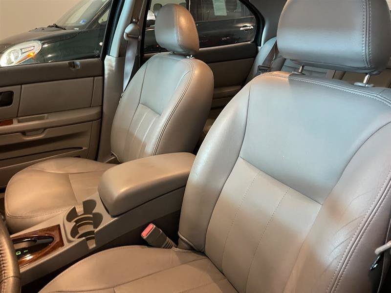 Used 2005 Mercury Sable LS FWD image 69