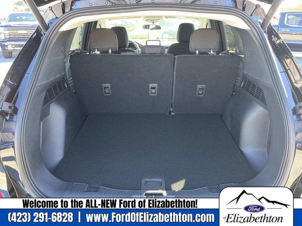 New 2026 Ford Escape Active w/ Cold Weather Package image 18