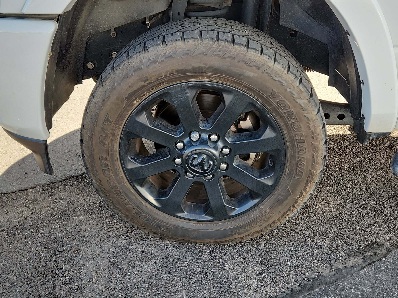 Used 2020 RAM 2500 Laramie w/ Night Edition image 7