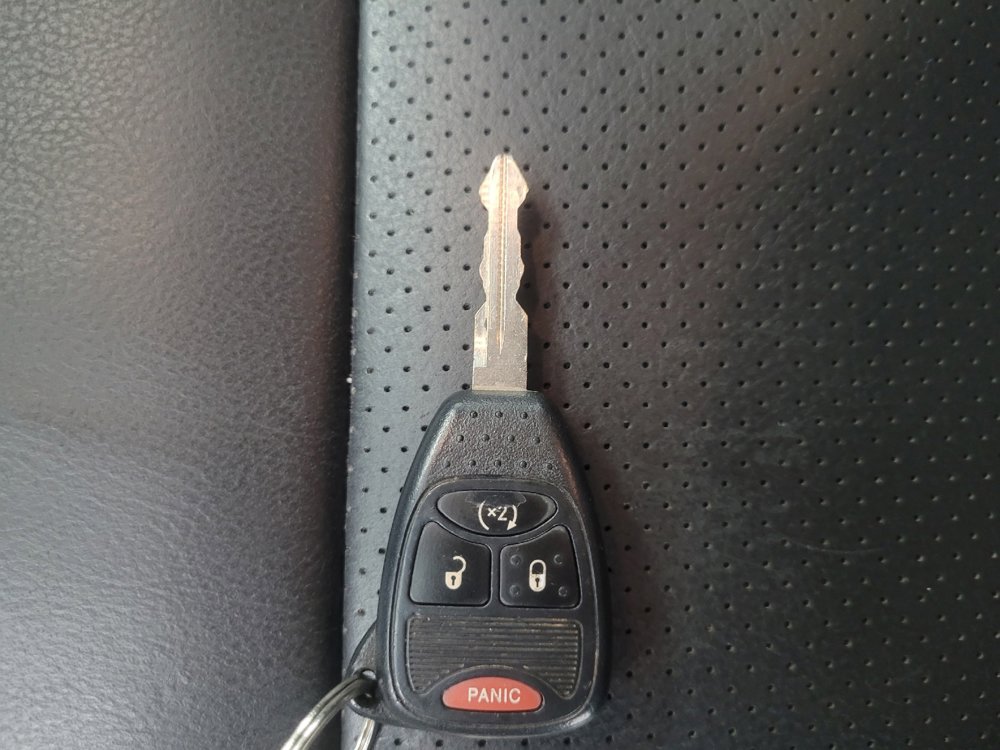 Used 2017 Jeep Compass High Altitude FWD image 32