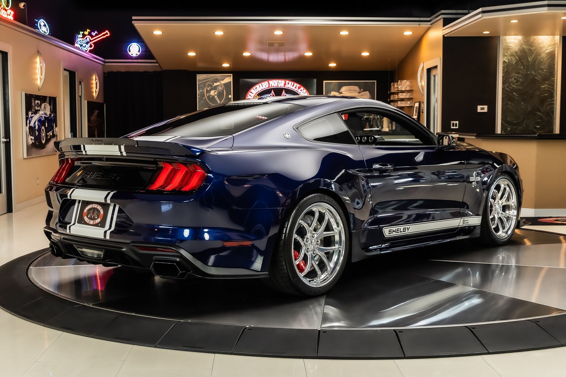 Used 2019 Ford Mustang GT Premium w/ GT Performance Package RWD image 11