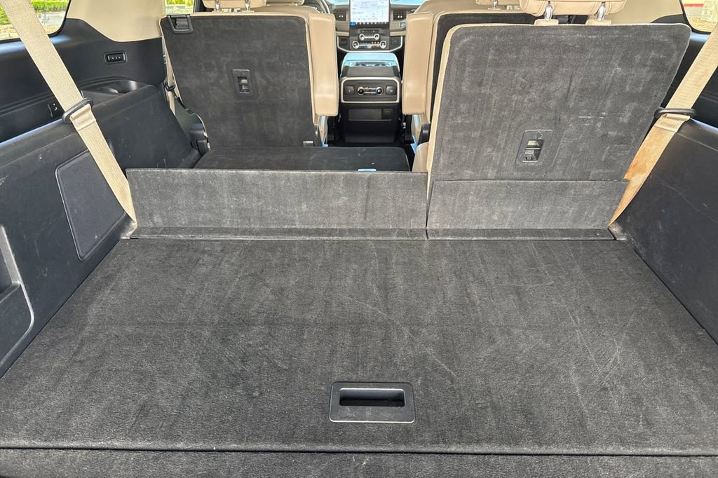 Used 2024 Ford Expedition Max Limited image 23