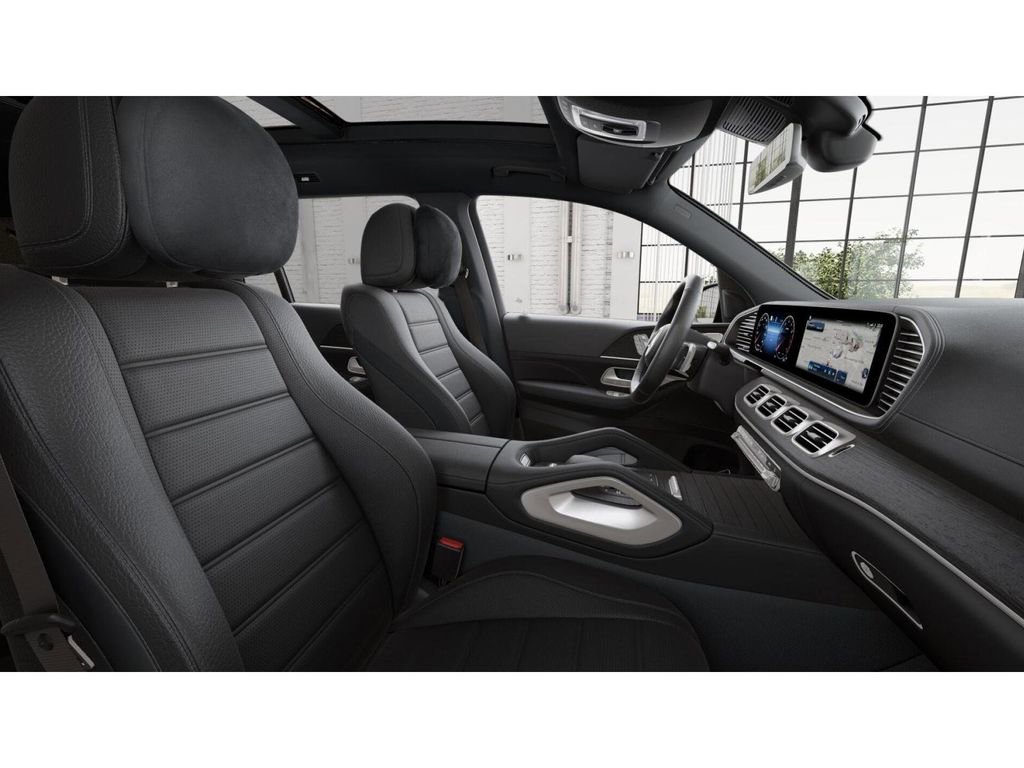 New 2026 Mercedes-Benz GLS 580 4MATIC image 4
