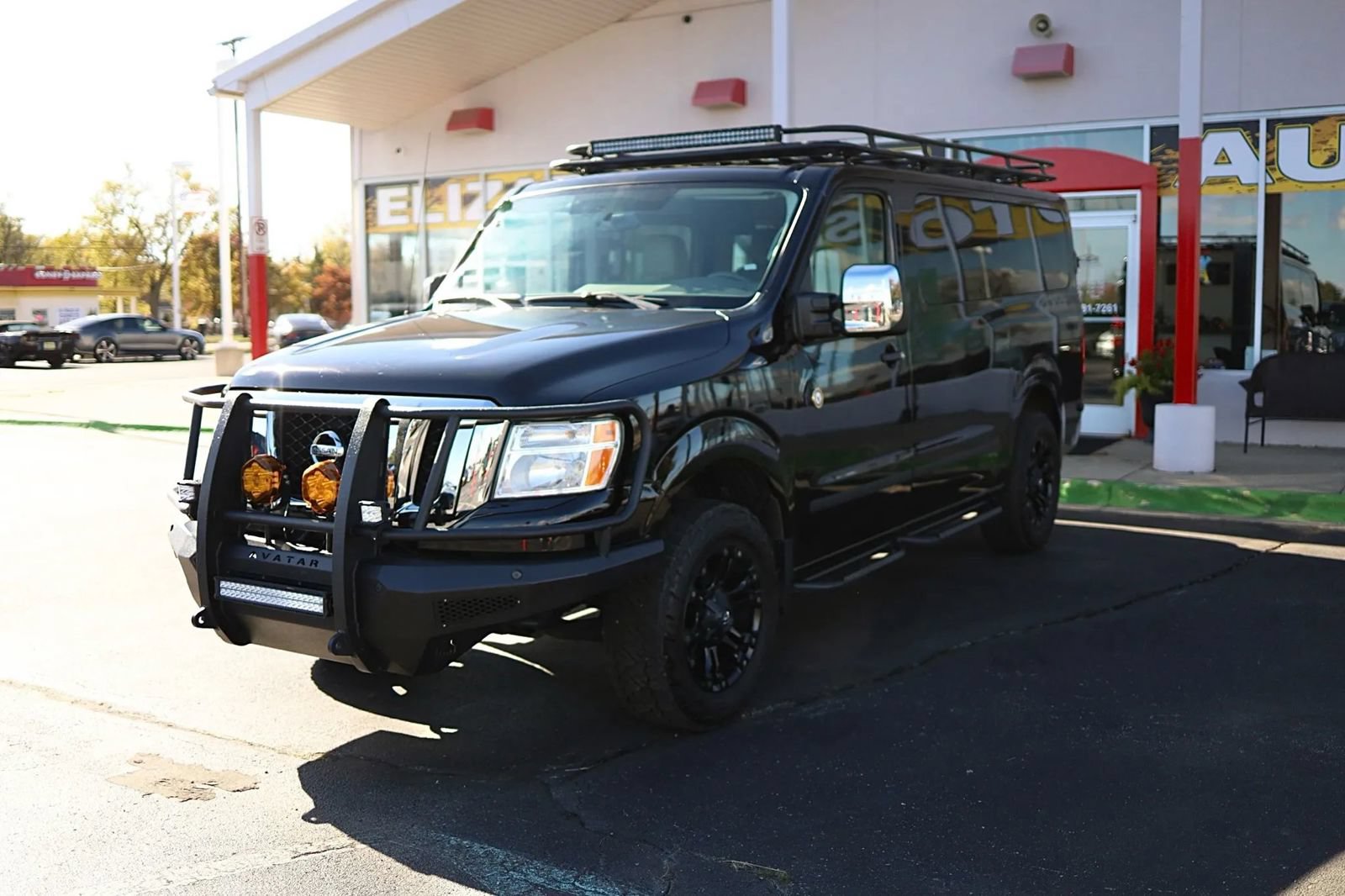 Used 2020 Nissan NV 3500 SL RWD image 1
