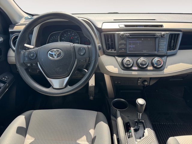 Used 2015 Toyota RAV4 LE AWD/4WD image 10