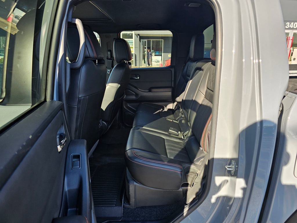 Certified 2024 Nissan Frontier PRO-4X w/ Pro Premium Package AWD/4WD image 13