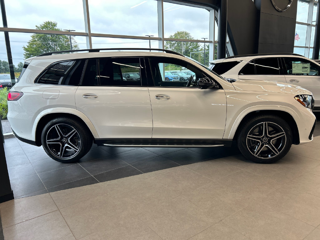 New 2027 Mercedes-Benz GLS 450 4MATIC image 3