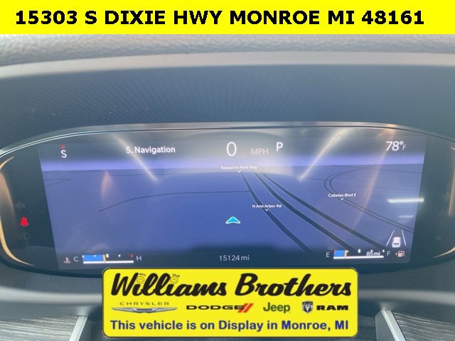 Used 2024 Jeep Wagoneer Series II w/ Flexible Seating Group image 11