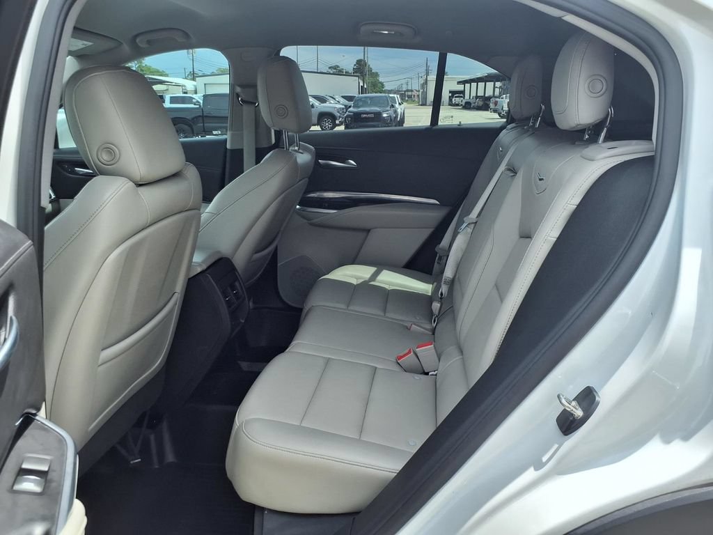Used 2021 Cadillac XT4 Luxury FWD image 11