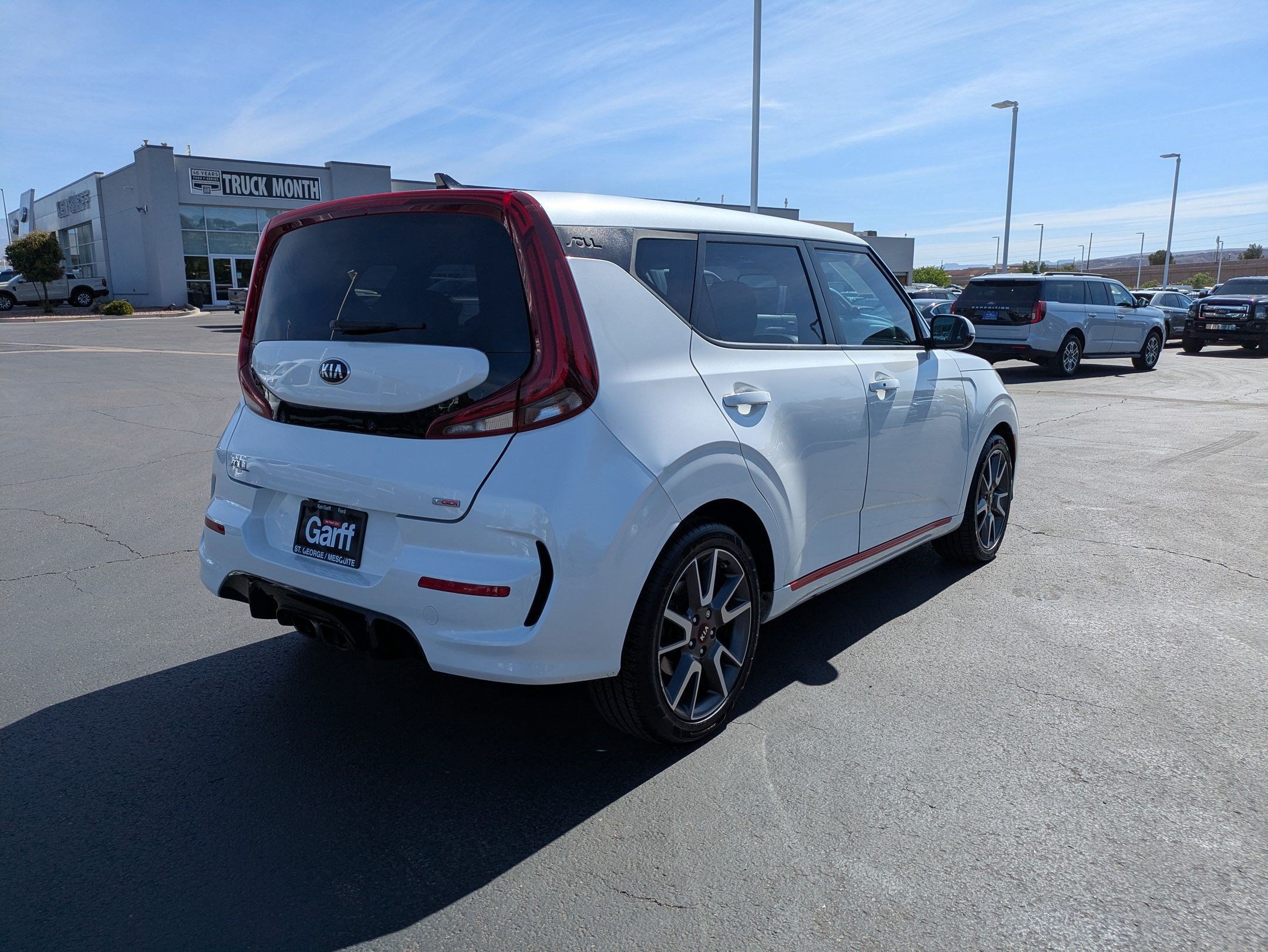 Used 2021 Kia Soul Turbo FWD image 3