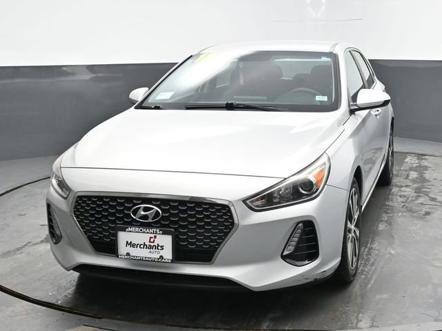 Used 2018 Hyundai Elantra GT FWD image 2
