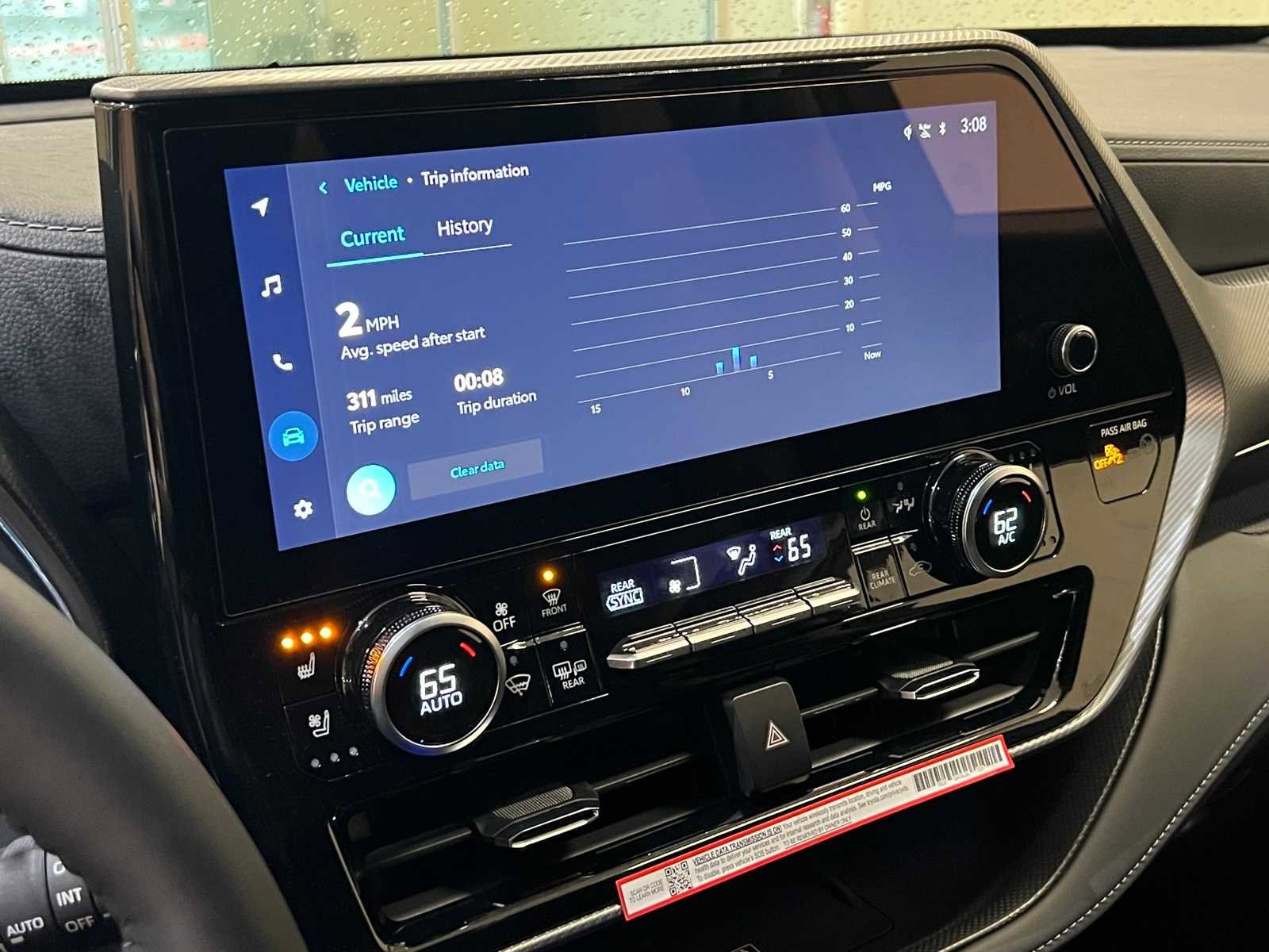 Certified 2025 Toyota Highlander Platinum image 25