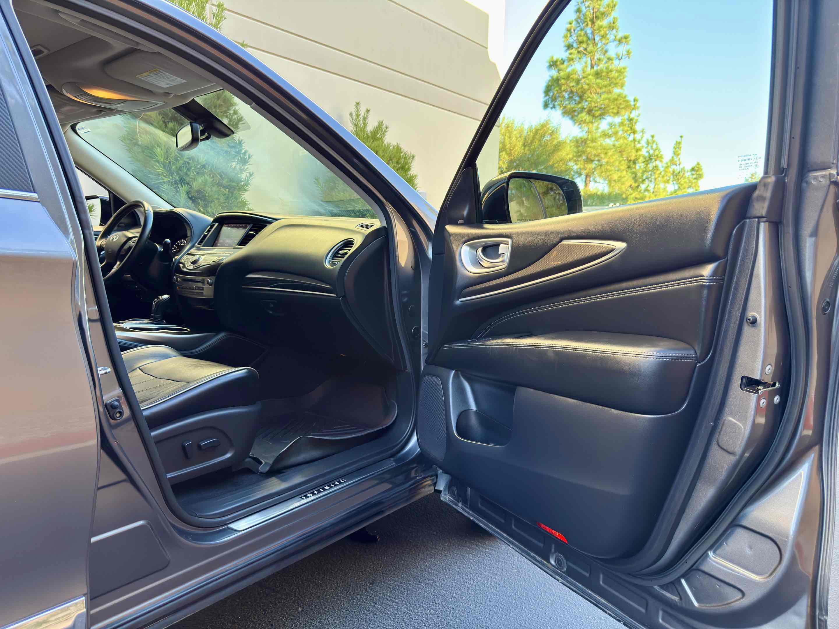 Used 2017 INFINITI QX60 FWD w/ Premium Plus Package image 55