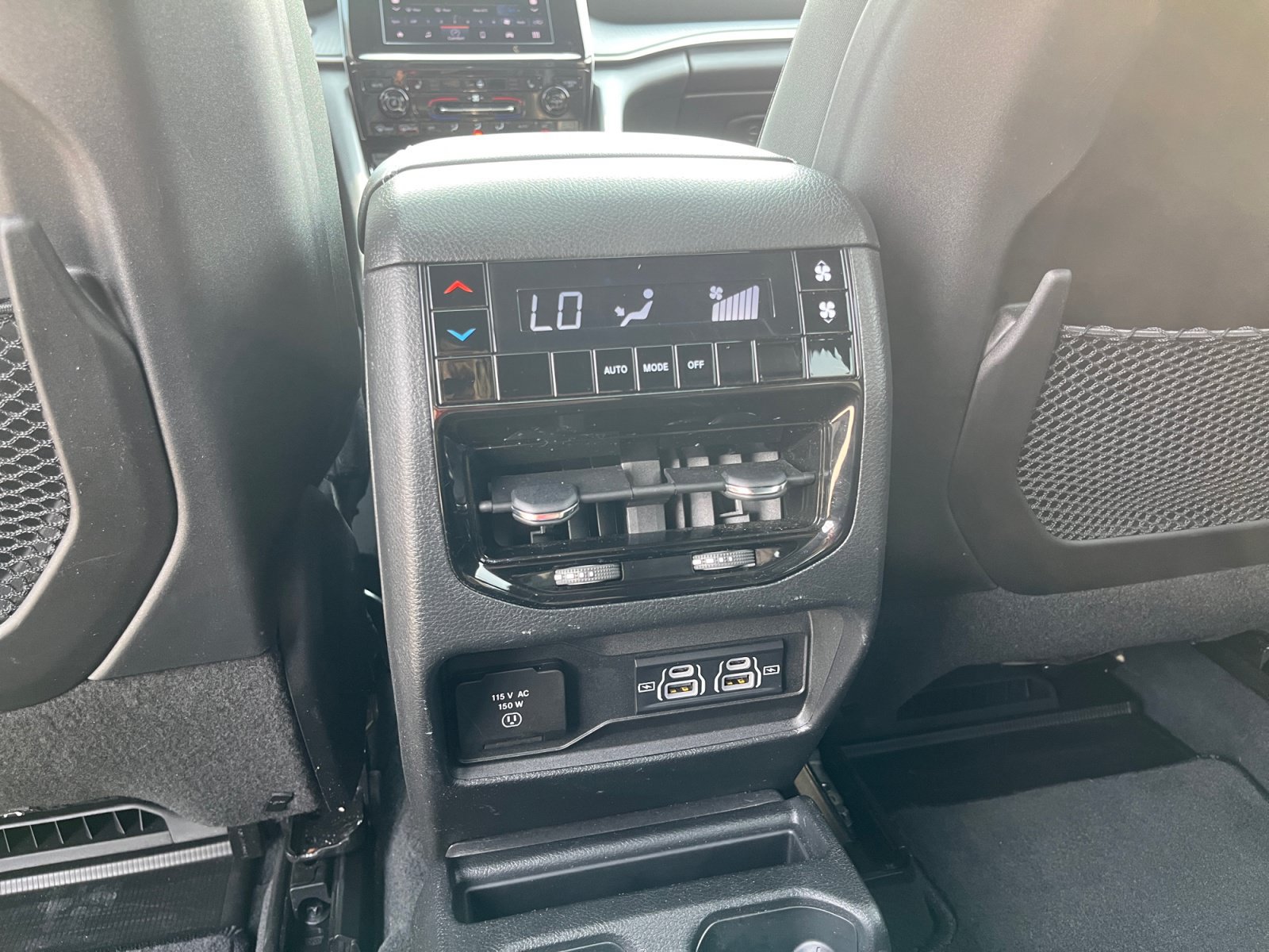 Used 2023 Jeep Grand Cherokee L Laredo AWD/4WD image 36