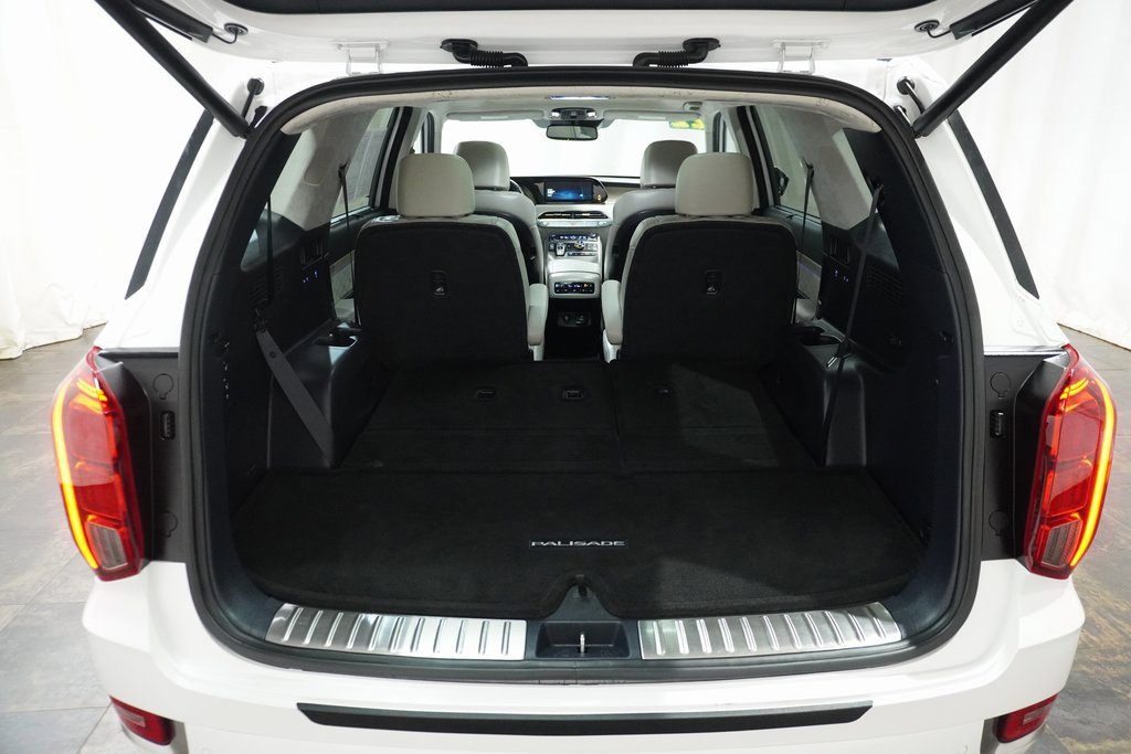 Used 2022 Hyundai Palisade Calligraphy image 6