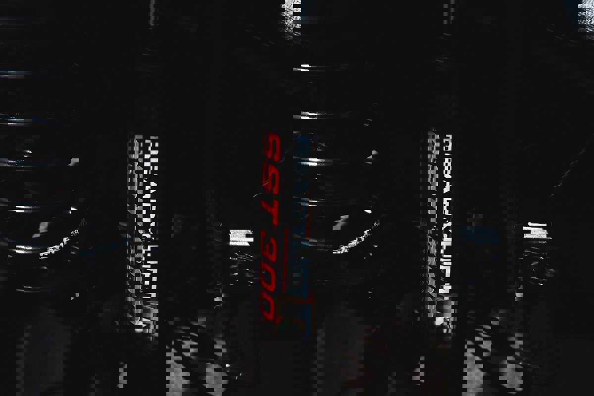 Used 2015 Jeep Wrangler Unlimited Rubicon w/ Connectivity Group image 13