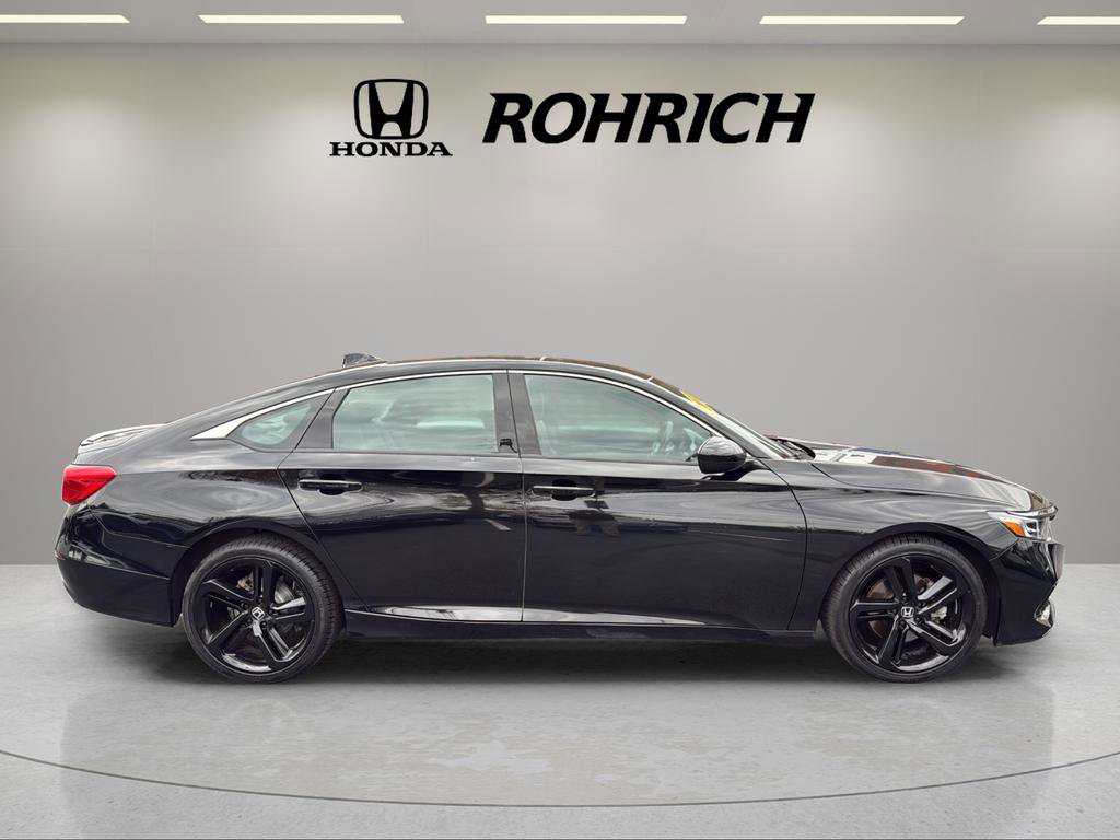 Used 2022 Honda Accord Sport image 4