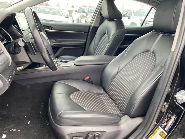 Used 2021 Toyota Camry SE image 13
