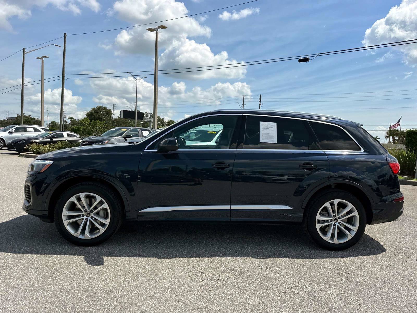 Certified 2025 Audi Q7 2.0T Premium w/ Convenience Package image 6