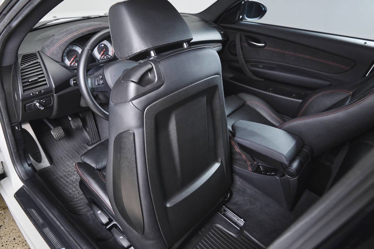 Used 2011 BMW 1 Series M image 57