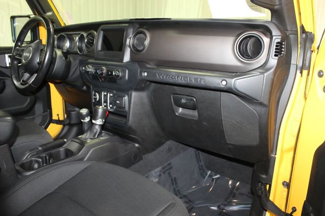Used 2019 Jeep Wrangler Sport AWD/4WD image 25