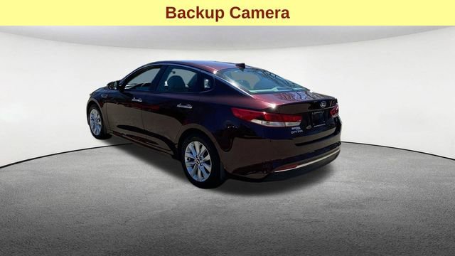 Used 2018 Kia Optima LX w/ 17" Alloy Wheels Package FWD image 6