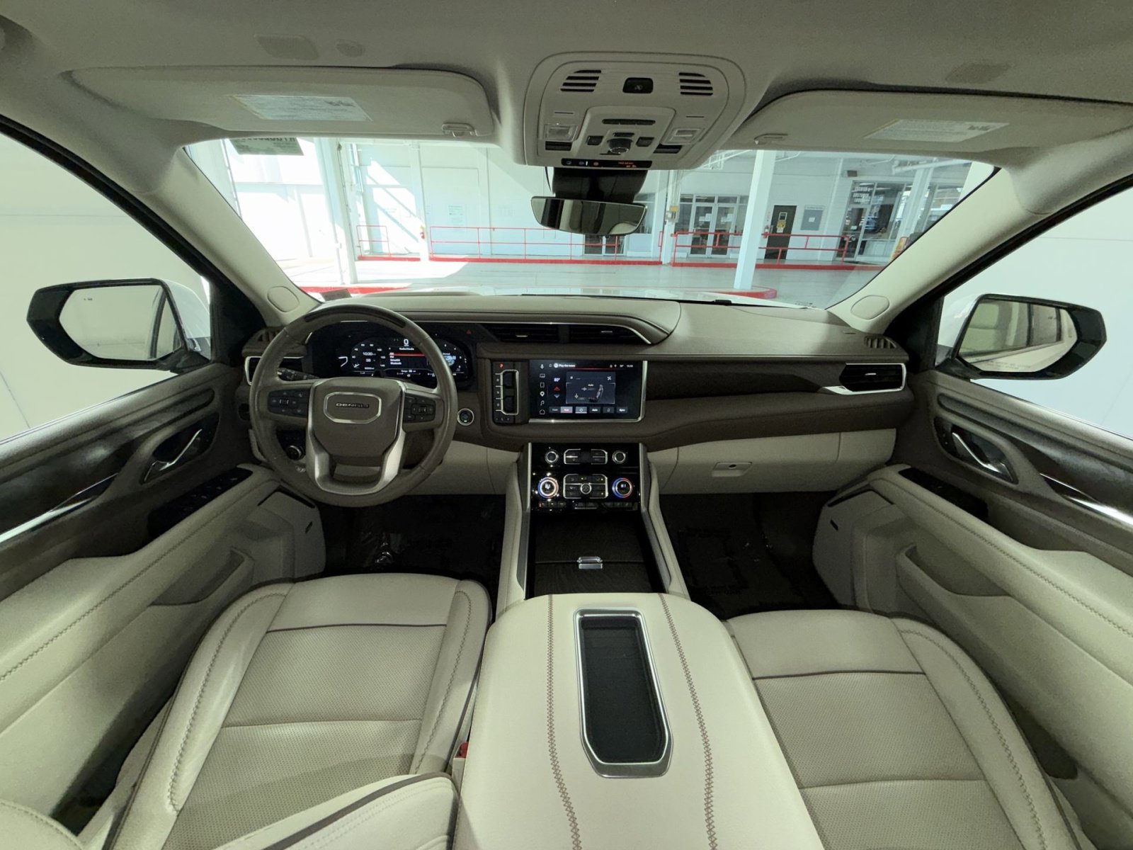 Used 2023 GMC Yukon XL Denali w/ Advanced Technology Package image 23