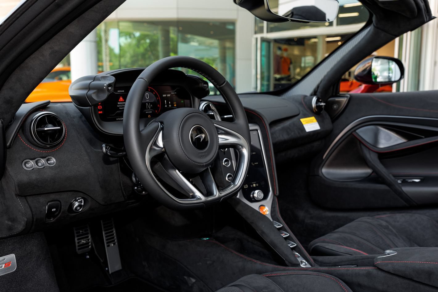 Used 2027 McLaren 750S Spider RWD image 59