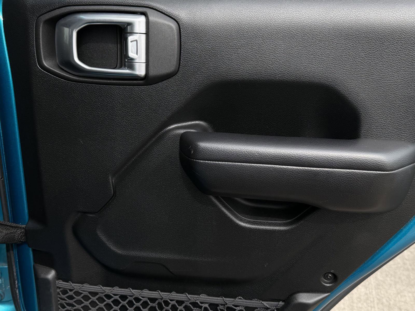 Used 2020 Jeep Wrangler Unlimited Sport image 29