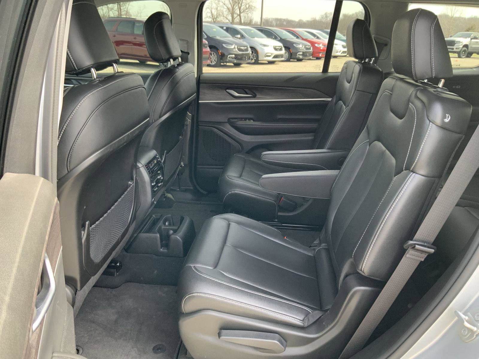 Used 2023 Jeep Grand Cherokee L Limited image 55