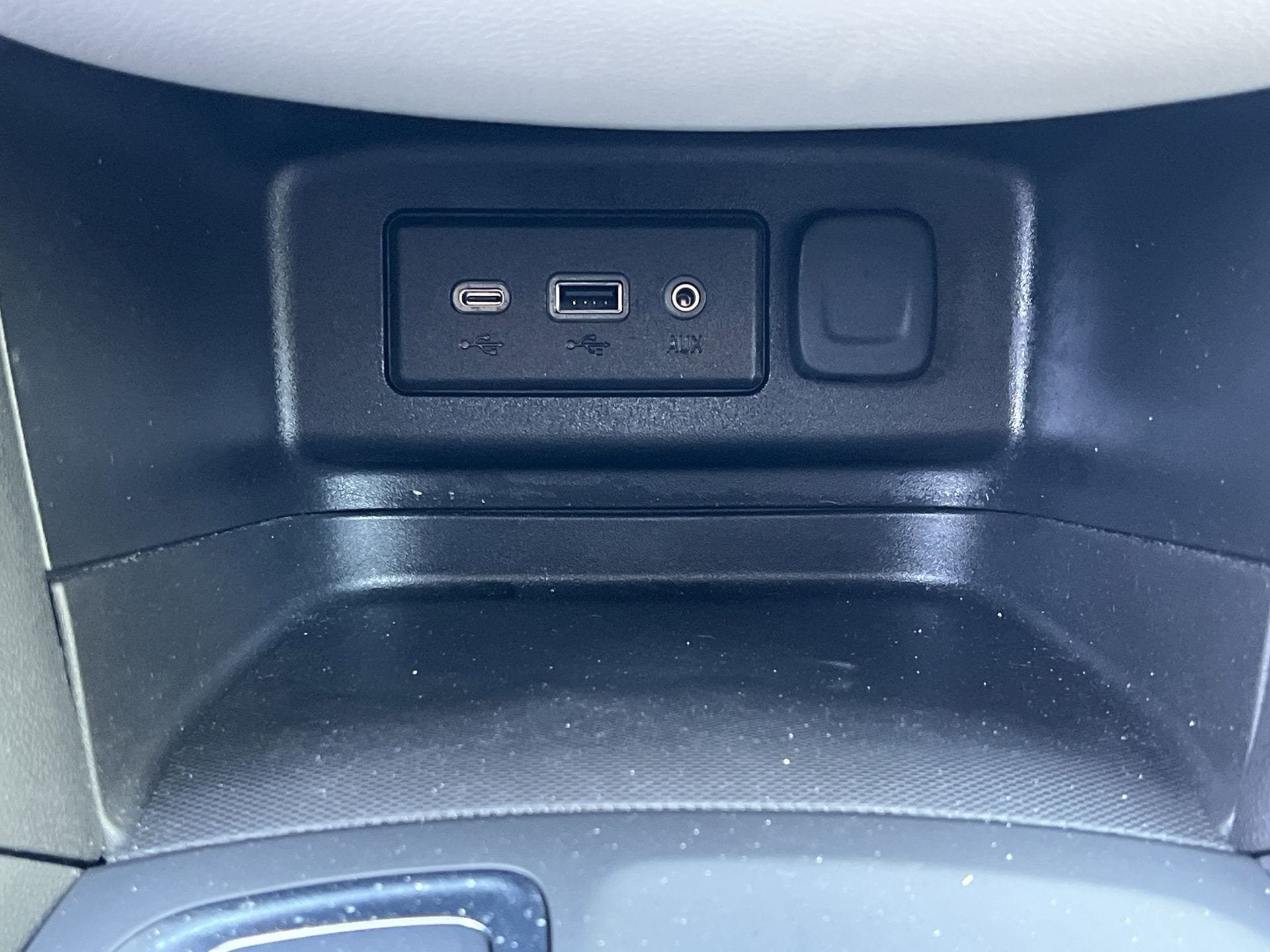 Used 2023 Chevrolet Equinox LS w/ LS Convenience Package AWD/4WD image 7
