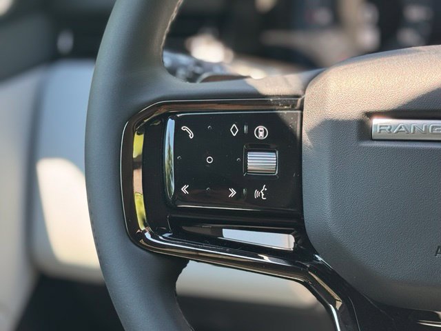 New 2026 Land Rover Range Rover Evoque Hoxton AWD/4WD image 23