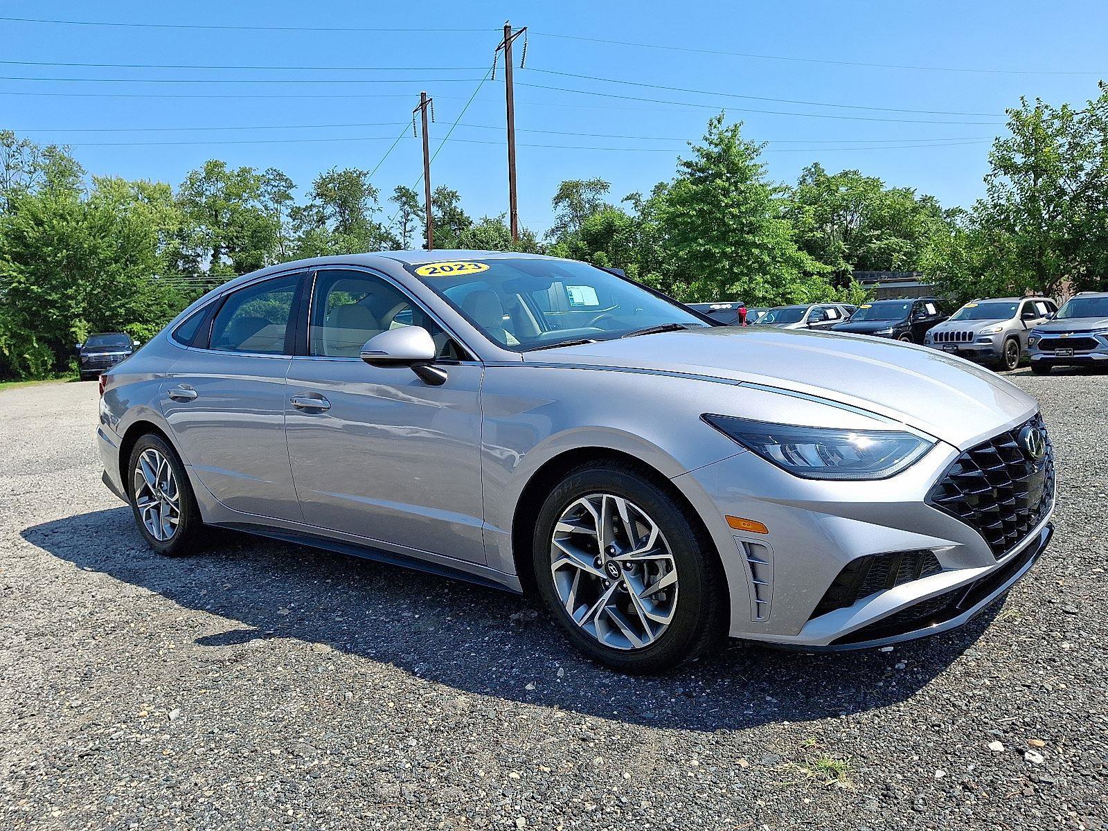 Used 2023 Hyundai Sonata SEL image 3