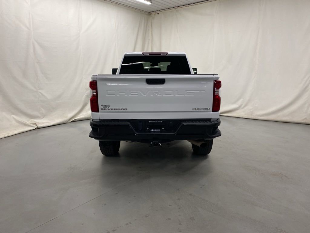 Used 2024 Chevrolet Silverado 2500 Custom w/ Custom Value Package image 7