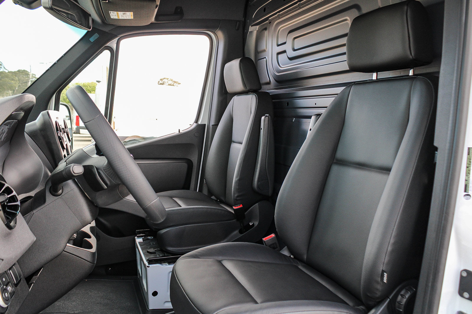 New 2025 Mercedes-Benz Sprinter 2500 image 18