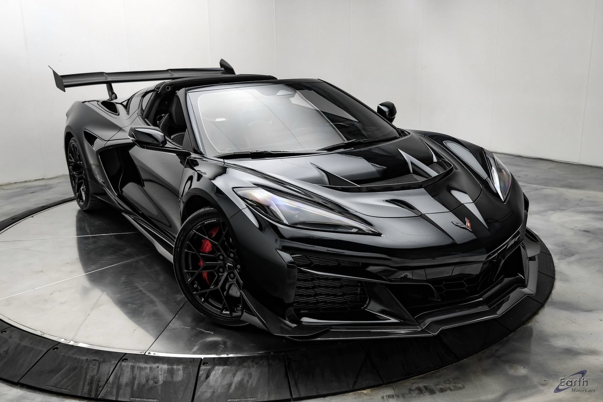 Used 2026 Chevrolet Corvette ZR1 w/ ZR1 Carbon Fiber Aero Package RWD image 33