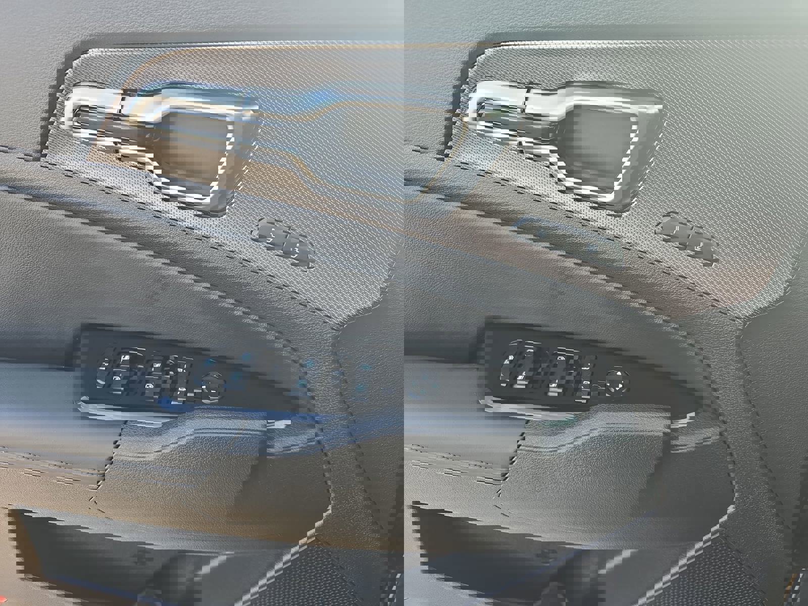 Used 2025 Kia Sportage SX Prestige image 30