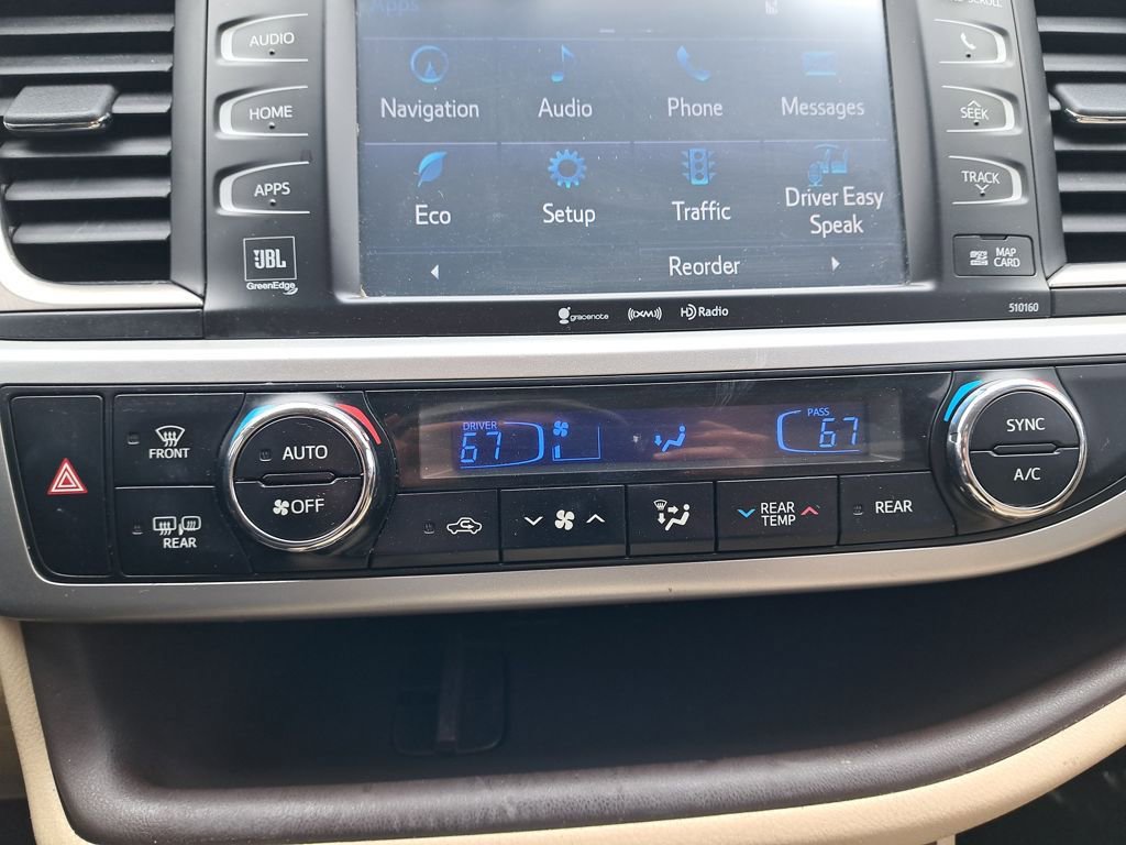 Used 2016 Toyota Highlander Limited AWD/4WD image 22