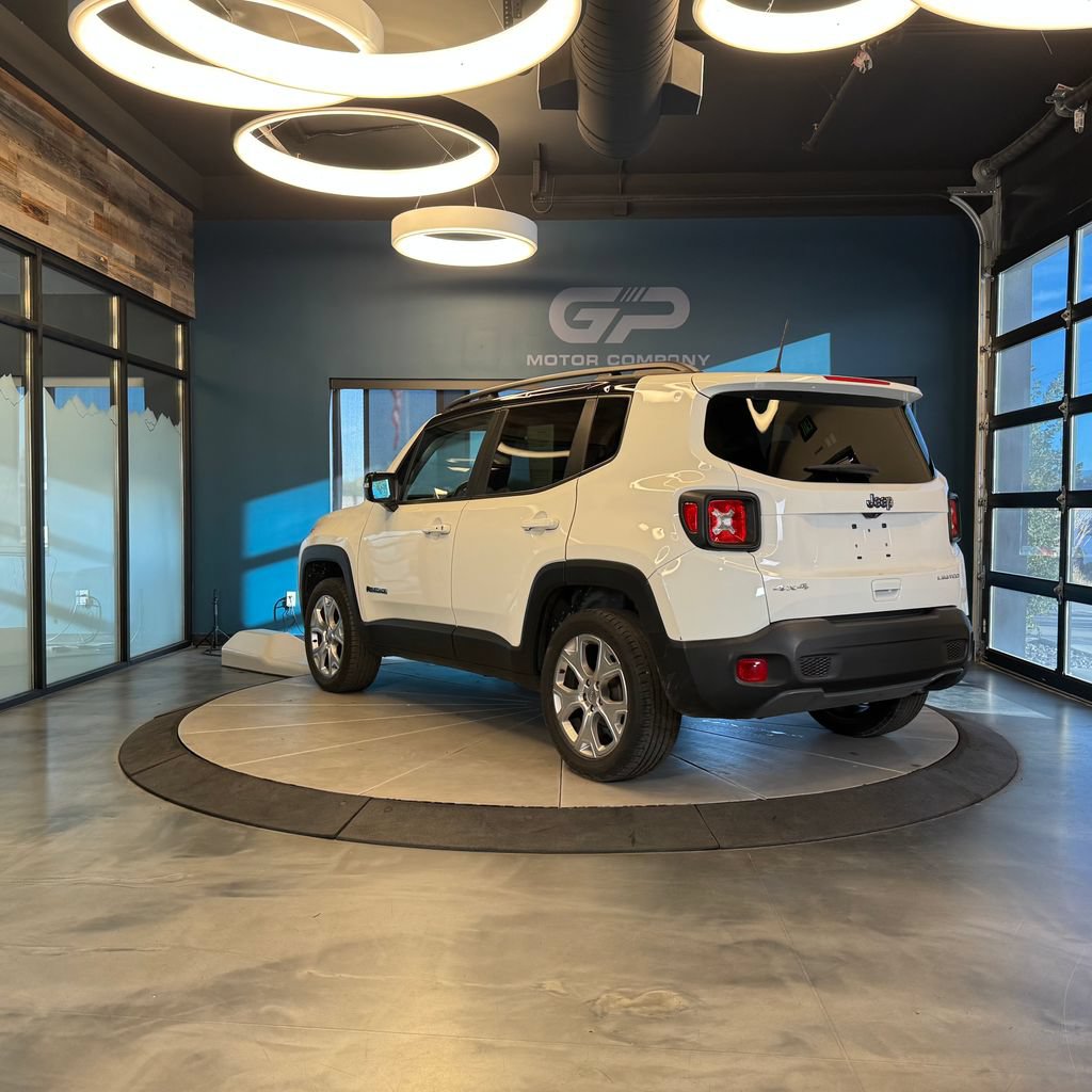 Used 2022 Jeep Renegade Limited AWD/4WD image 5