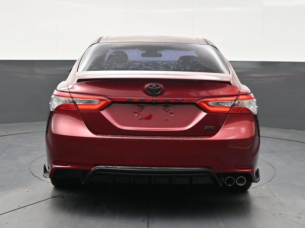 Used 2018 Toyota Camry SE FWD image 4