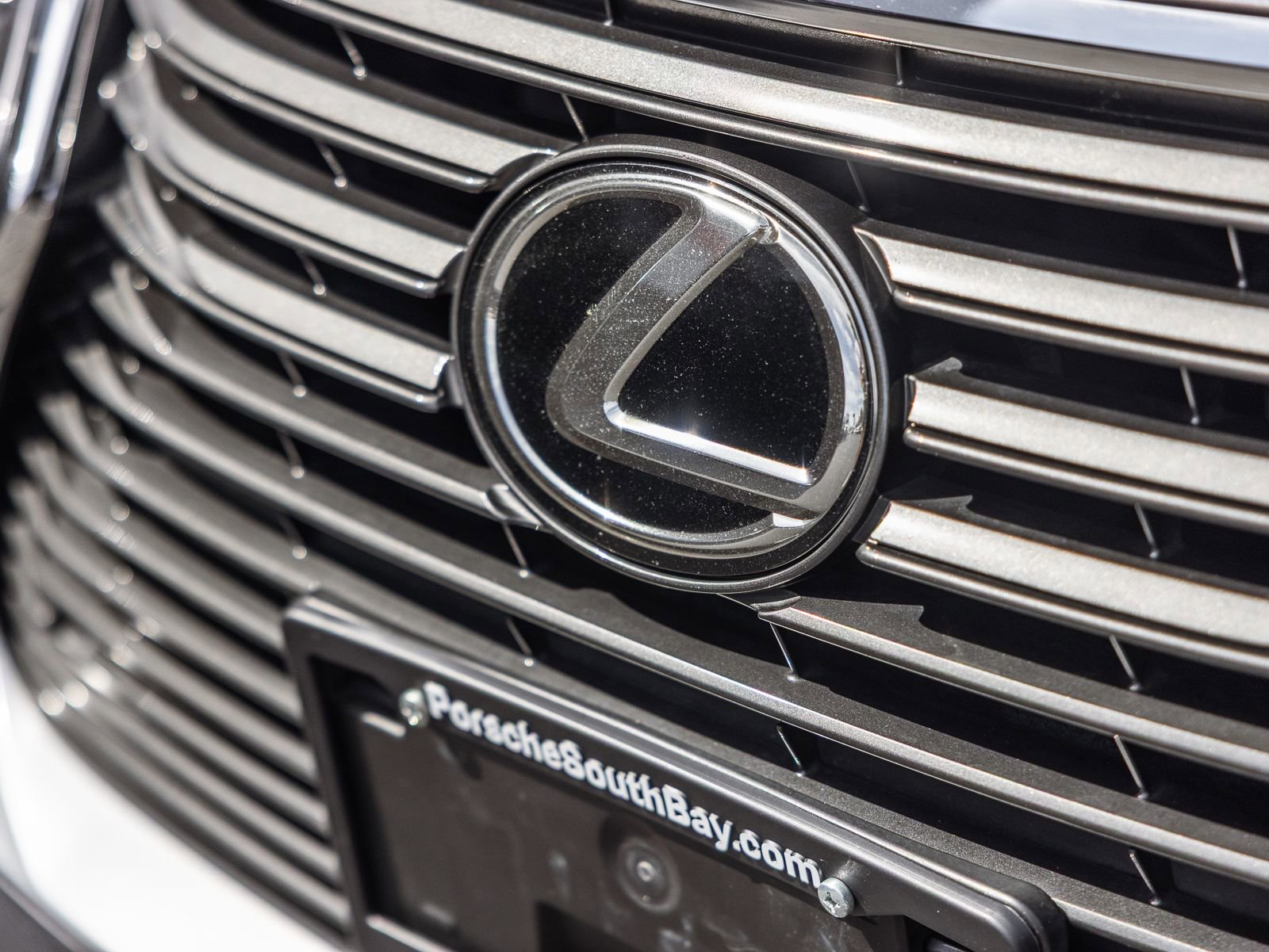 Used 2016 Lexus ES 350 w/ Navigation System Package image 24