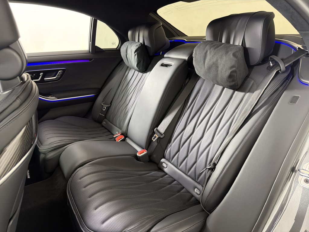 Used 2026 Mercedes-Benz S 63 AMG S image 34