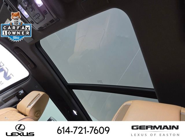 Used 2023 Cadillac Escalade ESV Premium Luxury image 33