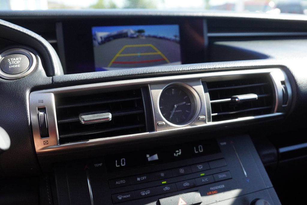 Used 2015 Lexus IS 250 RWD image 25