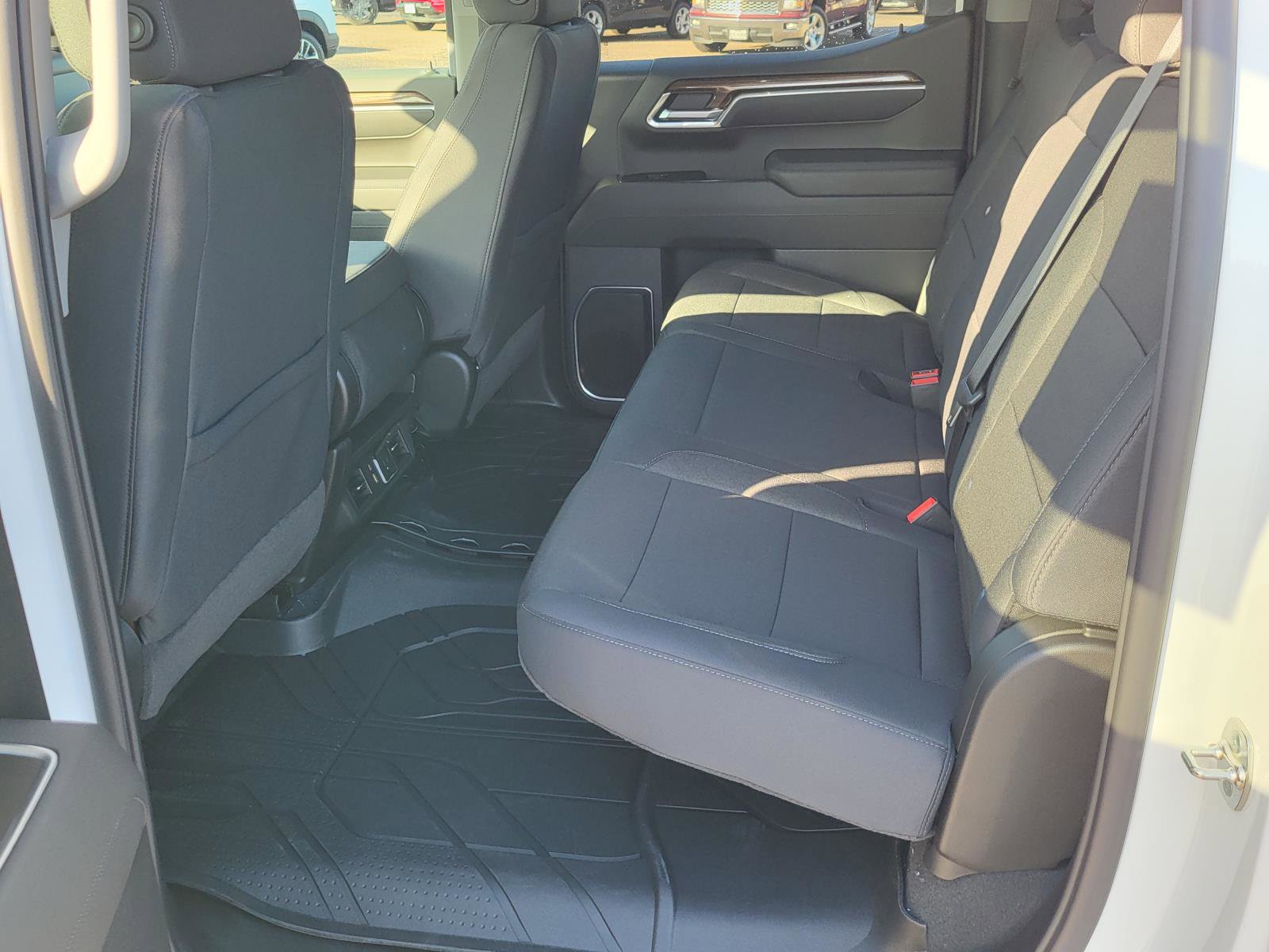 New 2026 Chevrolet Silverado 1500 LT w/ Texas Edition Plus image 12