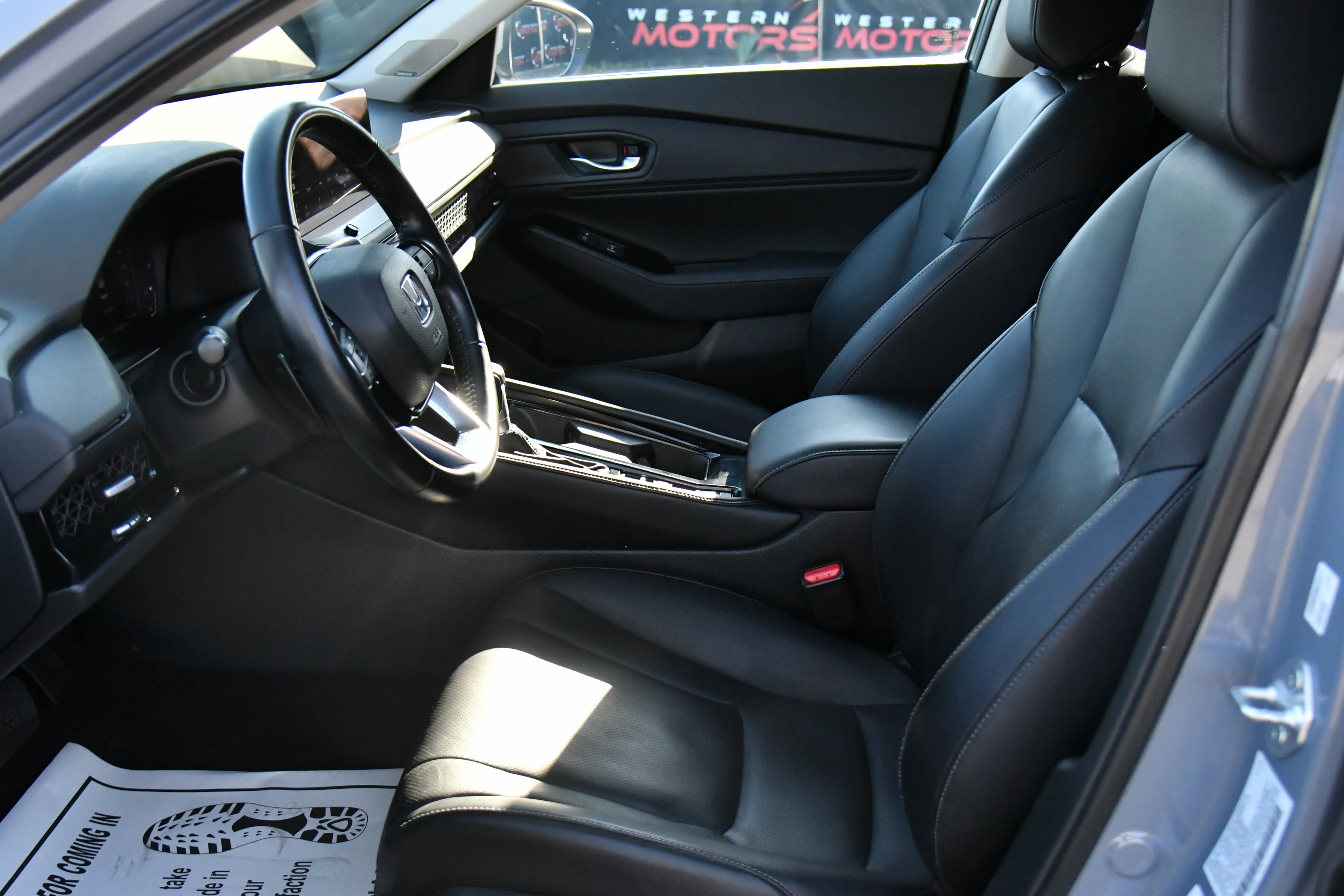 Used 2023 Honda Accord Touring image 18